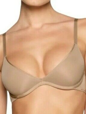 SKIMS WEIGHTLESS SCOOP BRA (CLAY)